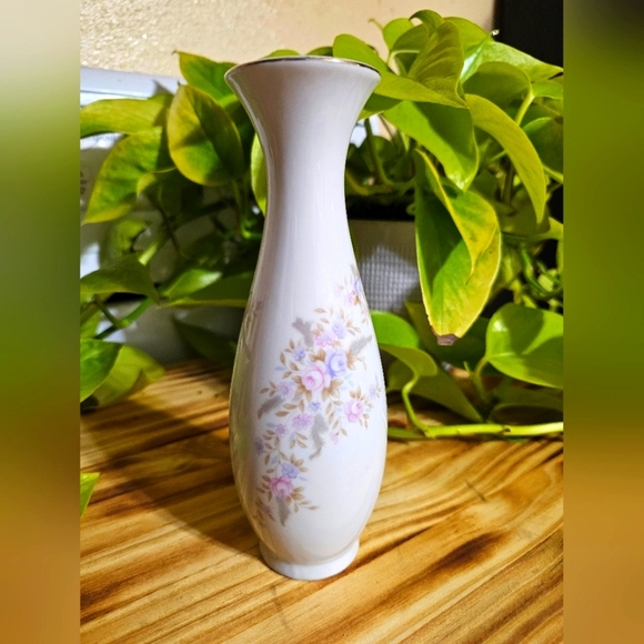 Lefton Other - Vintage Lefton China Rose Design Vase